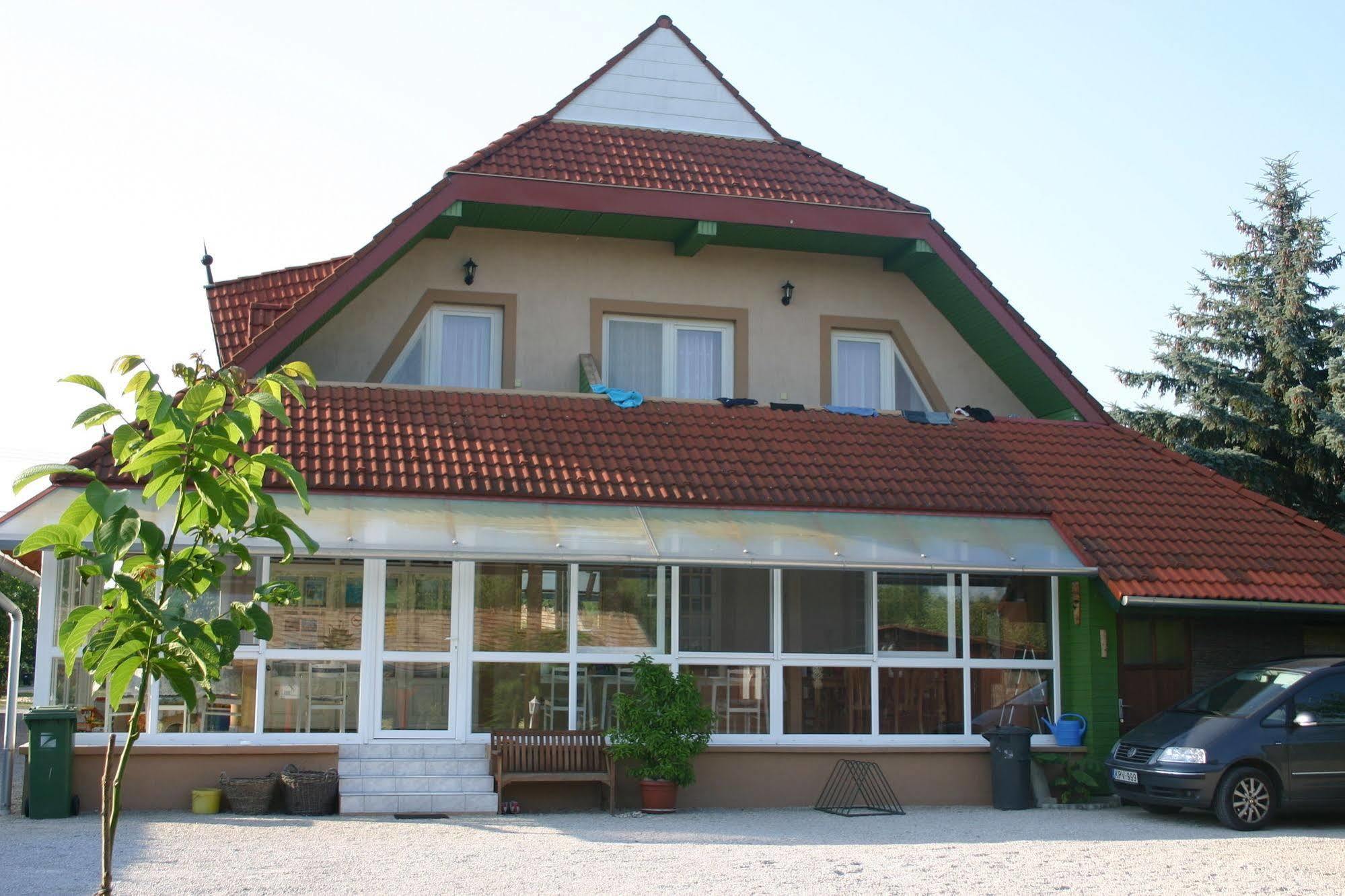 Lorelei Pension Adults Only Gyenesdias Exterior photo